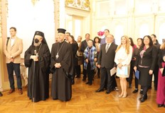 Заместник кметът Златомира Стефанова и представители на различни вероизповедания се обединиха