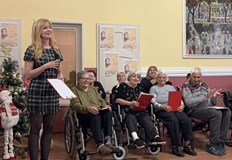 Заместник кметът Димитър Недев уважи празника на потребителите на социалната услуга