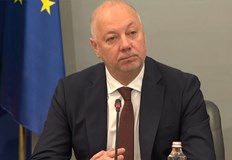 Лидерите на осем държави обсъждат общата отбрана и заплахите от