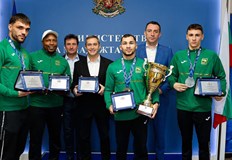 Радослав Росенов донесе злато а Викторио Илиев и Уилиам Чолов