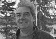 Той бе дългогодишен журналист и управител на Общинския културен центърВнезапно