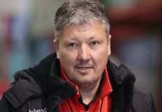 Легендарният нападател се нуждае от спешна операция в Германия на