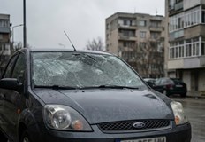 Полицията издирва извършителите на вандалския актСлужители на Второ районно управление