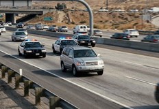 Полицията ескортира автомобила в продължение на 4 часа до пълното