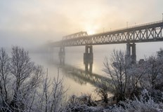 Температурите падат до минус 1 градус слънцето се показва следобедМъгливо