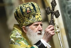 Според богослова Ренета Трифонова митрополит Наум не е уведомен за