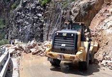 Движението е възстановеноПродължителните валежи предизвикаха сериозни транспортни проблеми в Пловдивска