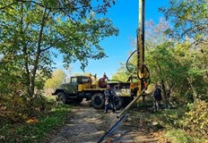 Ерозията отнема до 5 метра земна маса годишно и заплашва