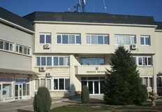 Общината купува гребла за сняг и телефонна система със спестени