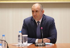 Държавният глава ще разговаря с двете формации за съставяне на