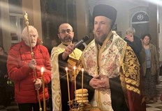 Частица от мощите на Свети Николай бе дарена на едноименния