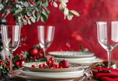 Червеният огнен кон изисква специфични цветове и естествени материали върху