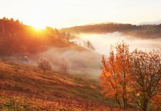 Планините посрещат туристите със слънце и 9 градусаМъгливо и облачно