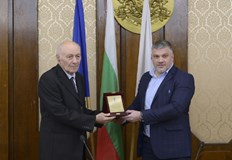 Бившият вратар на Дунав празнува 80 години с признание от