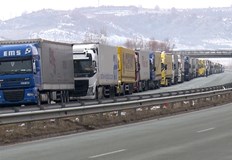 Обстановката на Дунав мост и границата с Румъния остава спокойна