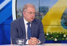 Радомир Чолаков алармира че големите вериги извиват ръцете на производителите