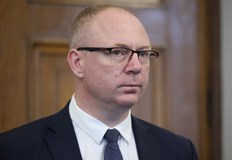 Евродепутатът отчита 5 2 инфлация и настоява за едногодишна отсрочка