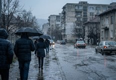 Температурите падат а валежите обхващат цялата страна до неделяНова валежна