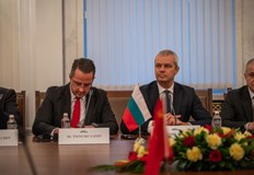 Партията на Костадин Костадинов настоява народът да реши за въвеждането