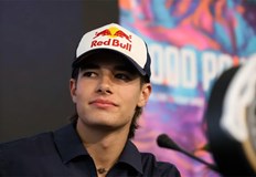 Българският пилот загуби първа редица за спринта след инцидент с