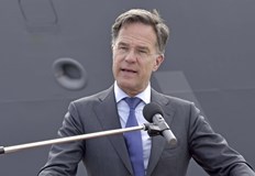 Генералният секретар на НАТО подчерта че Алиансът е по силен