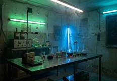 Сюжетът на играта в София изисква от непълнолетните участници да