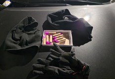 Сред арестуваните има въоръжени с ножове боксове и издирвани лицаОколо