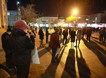 Протест срещу модела Борисов - Пеевски огласи центъра на Русе