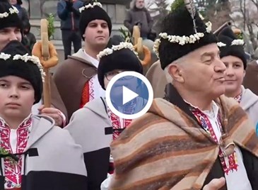 Коледари огласиха центъра на Русе с наричания за здраве и берекет