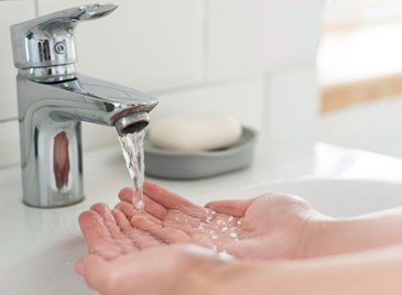 Одобриха поскъпването на водата в Русе, Варна и София