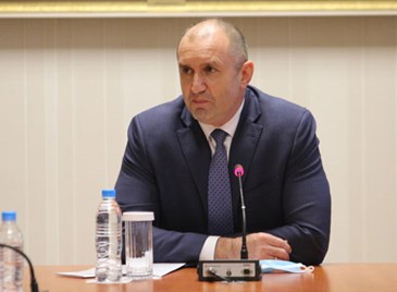 Консултациите при президента продължават с БСП и ИТН