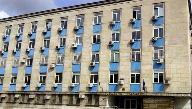 Лидерът и трима участници пласирали марихуана и метамфетамини в продължение на година Лидерът и трима участници пласирали марихуана и метамфетамини в продължение на година