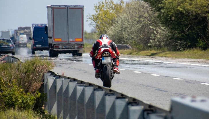 МВР дължи 400 лева разноски на мотоциклетиста МВР дължи 400 лева разноски на мотоциклетиста