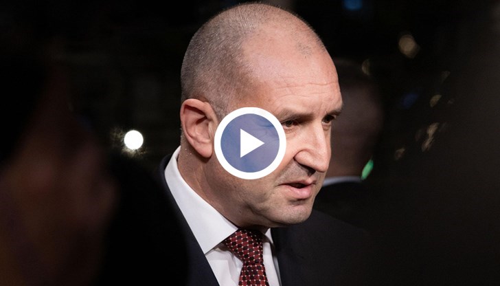 Президентът събира първите две сили след оставката на кабинета