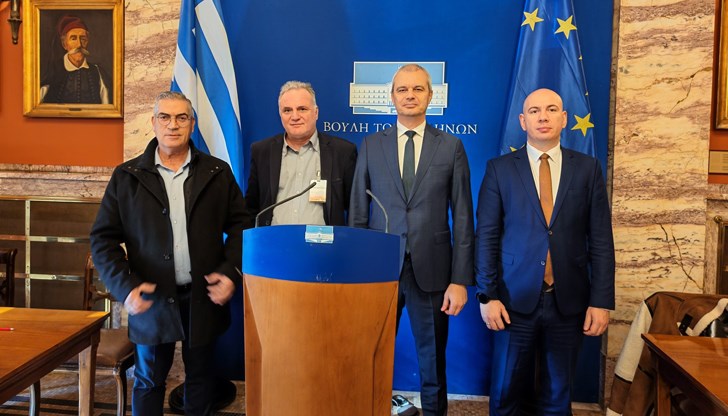 Българският политик обвини властите в умишлено забавяне на граничния пункт