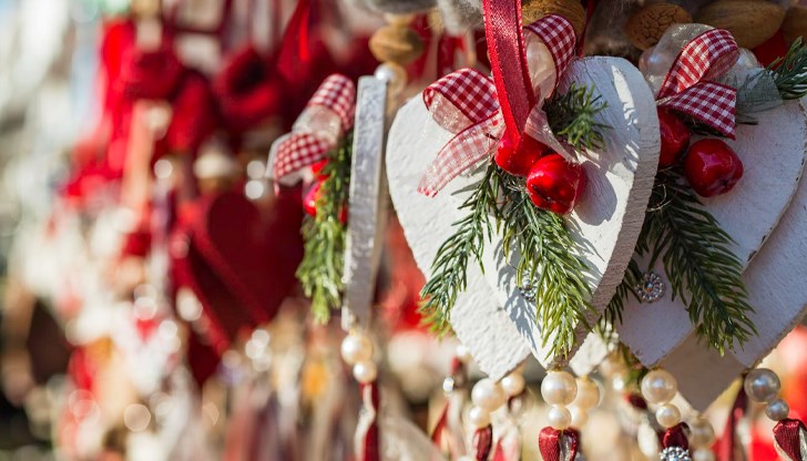 Студенти и преподаватели обединяват усилия за каузата като част от честванията за 80-годишнината на висшето училище