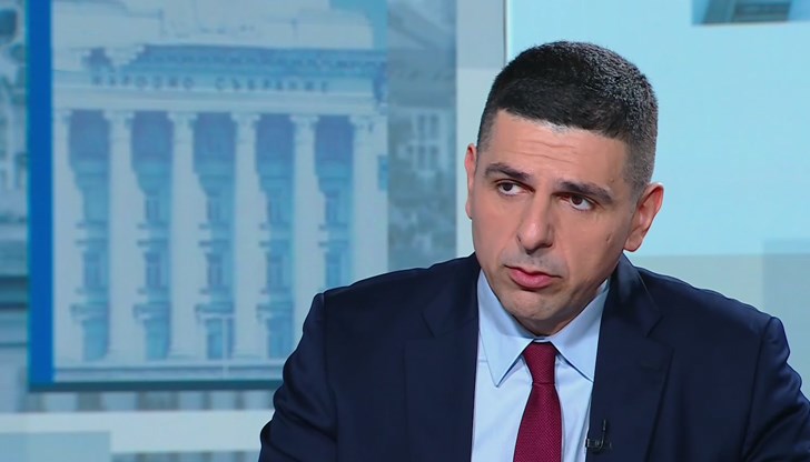 Депутатът от ПП-ДБ е категоричен, че няма да има нова сглобка в настоящия парламент