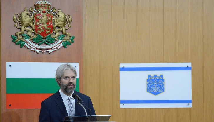 Коалицията организира протест във Варна срещу действията на антикорупционната комисия Коалицията организира протест във Варна срещу действията на антикорупционната комисия