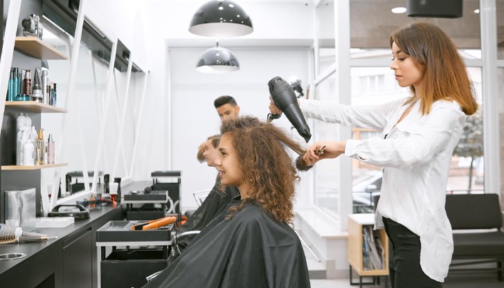 Министерството на здравеопазването затяга правилата за салоните за красота Министерството на здравеопазването затяга правилата за салоните за красота