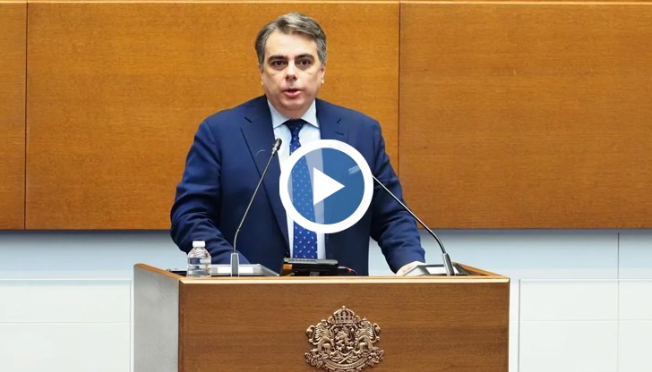 Парламентът гласува шестия вот на недоверие към кабинета "Желязков"