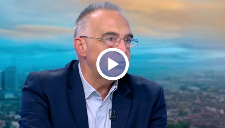 Президентът няма партийни структури и тръгва от по-слаба позиция, смята бившият говорител