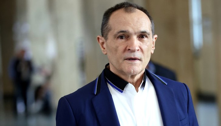 Бизнесменът обещава пълно финансиране на младите и подкрепа за Румен Радев