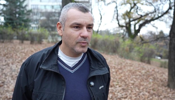 Фотографът прекара 24 часа в килия след сблъсъците в София на 1 декември Фотографът прекара 24 часа в килия след сблъсъците в София на 1 декември