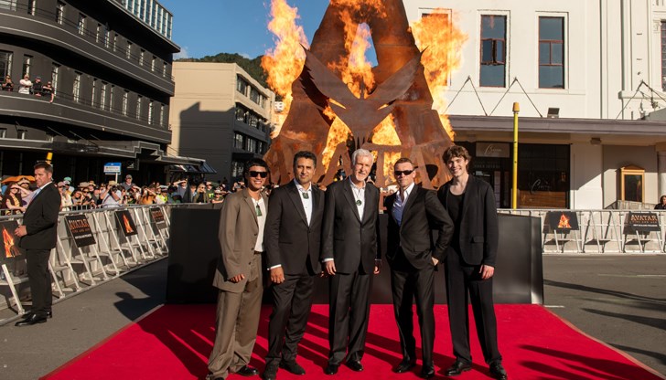 Режисьорът натрупа състояние от 1.1 милиарда долара основно от боксофис успехите си Режисьорът натрупа състояние от 1.1 милиарда долара основно от боксофис успехите си