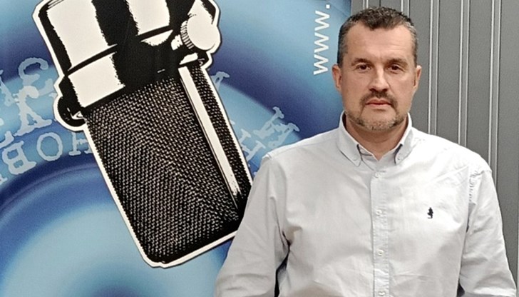 Политологът прогнозира, че президентът няма време за нов проект и ще ползва маргинални партии