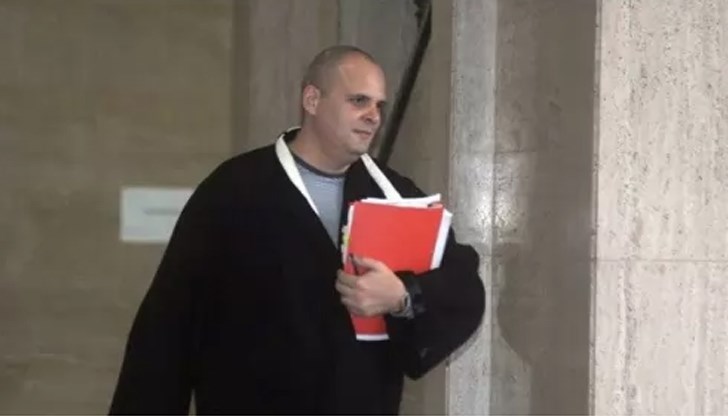 Преди дни магистратът е потвърдил и отказ на СГП да върне иззети "доказателства" - 500 златни монети плюс над един милион евро в кеш Преди дни магистратът е потвърдил и отказ на СГП да върне иззети "доказателства" - 500 златни монети плюс над един милион евро в кеш