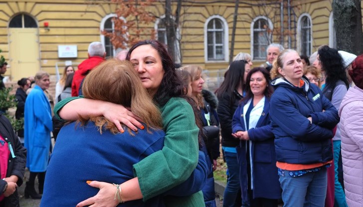 Медици излязоха на национален протест за по-високи заплати