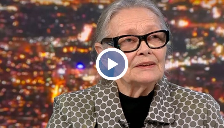 Актрисата вижда надежда в протестите и определя исканата оставка като вик за спасение