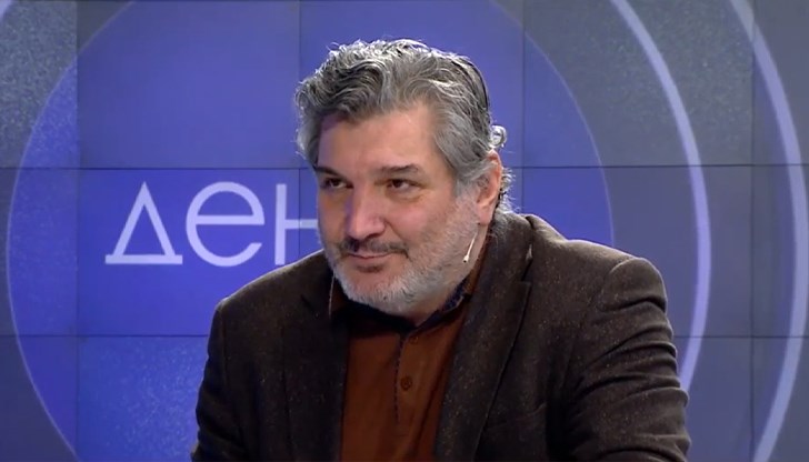 Икономистът настоява за преглед на щата в администрацията и спиране на автоматичния ръст на заплатите