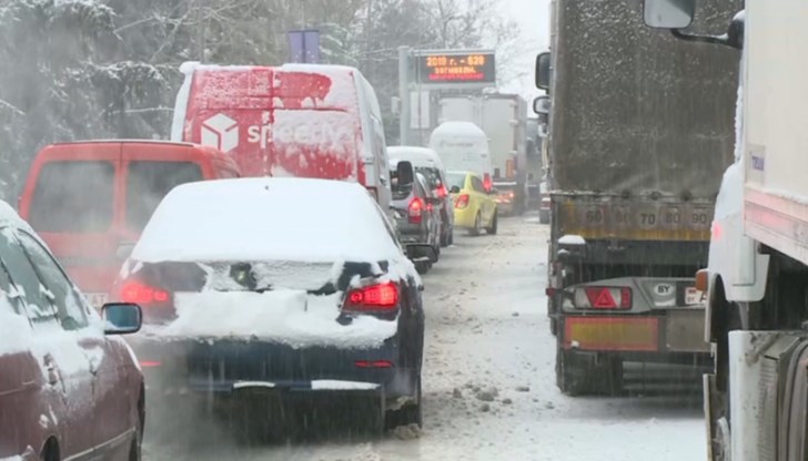 Пътната агенция очаква близо 40 000 души да напуснат София в посока Бургас
